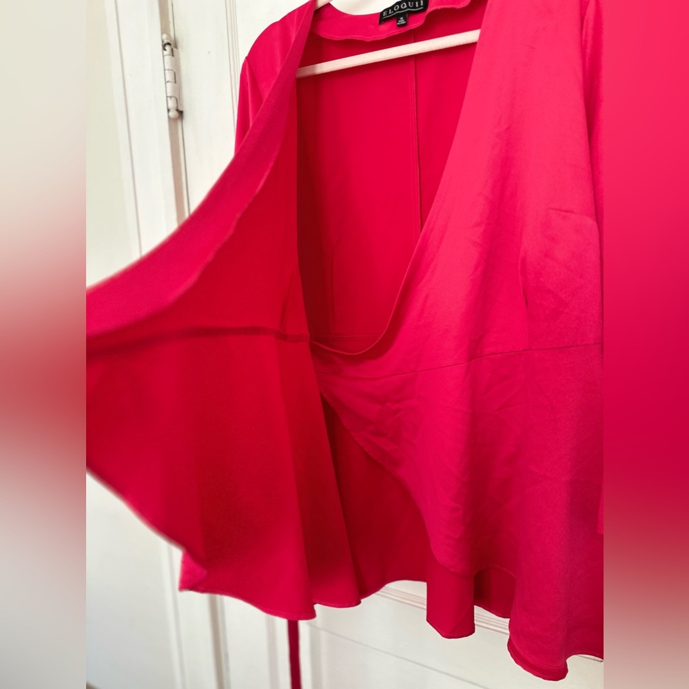 🎉 New Eloquii Red Long Sleeve Tie Waist Wrap Around Top (Size 16) - Picture 9 of 12